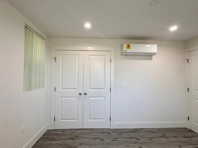 11512 Oxford Ave — Photo 34