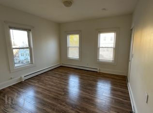 3 Esther St #2, Worcester, MA 01607