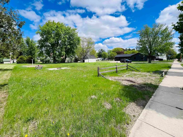 601 Exchange St, Blue River, WI 53518