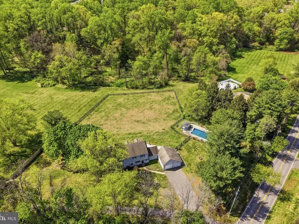 18 E Brook Knoll Rd, Elkton, MD 21921