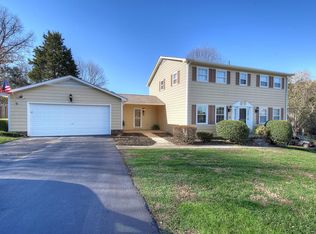 2703 Steven Dr, Johnson City, TN 37604