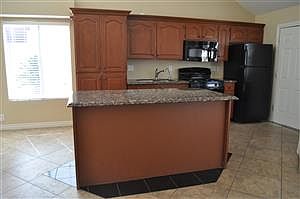 4th image of 1917 Joliet Cir