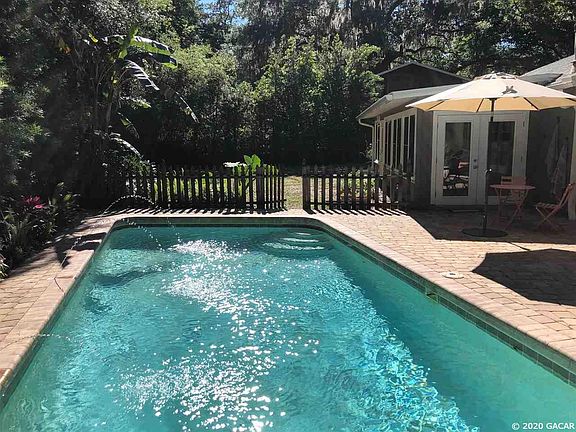 4th image of 3011 NW 10th Pl
