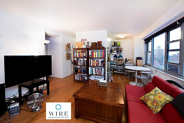 Sold by WIRE International Realty | media 2