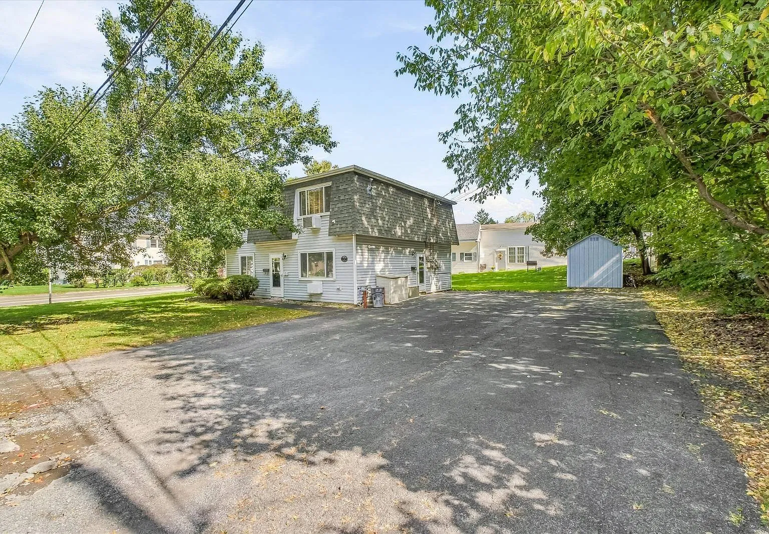 2 bed, 1.0 bath, 900 sqft, $2,500 — Photo 3