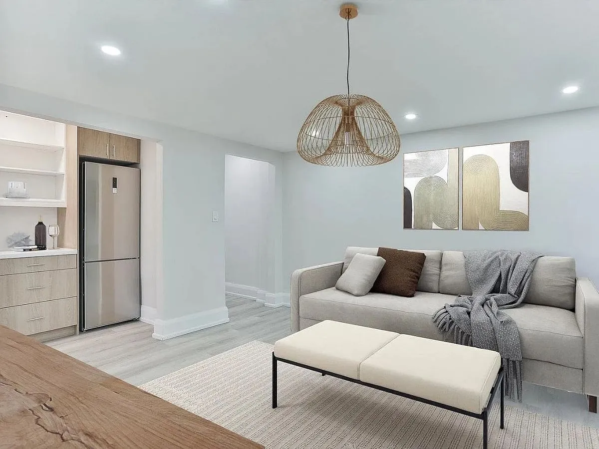 448 Spadina Road — Photo 3
