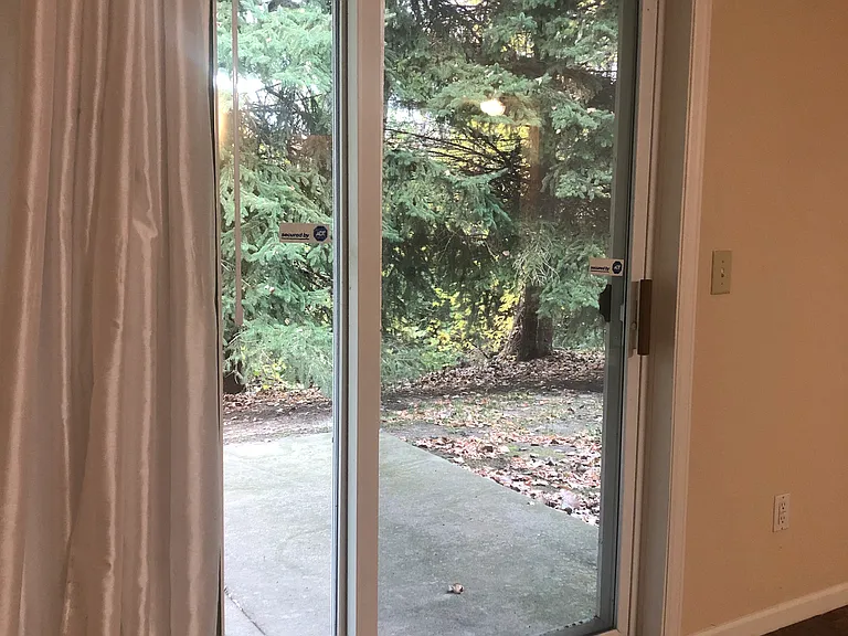 1680 Oakbrooke Ct — Photo 25