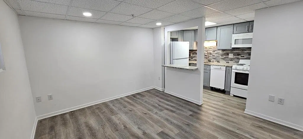 218 N Main St - Apt 23, Fort Atkinson WI — Photo 1