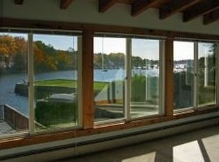 63 Leonard St, Gloucester, MA 01930