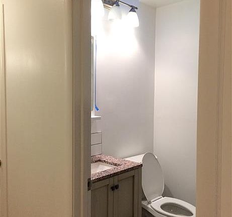 4th image of 6177 Mission St
