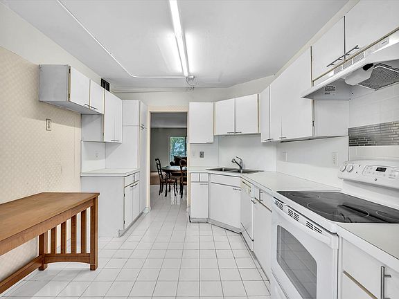 3rd image of 9101 W Sample Road #204