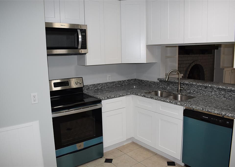 1st image of 4307 Belle Park Dr