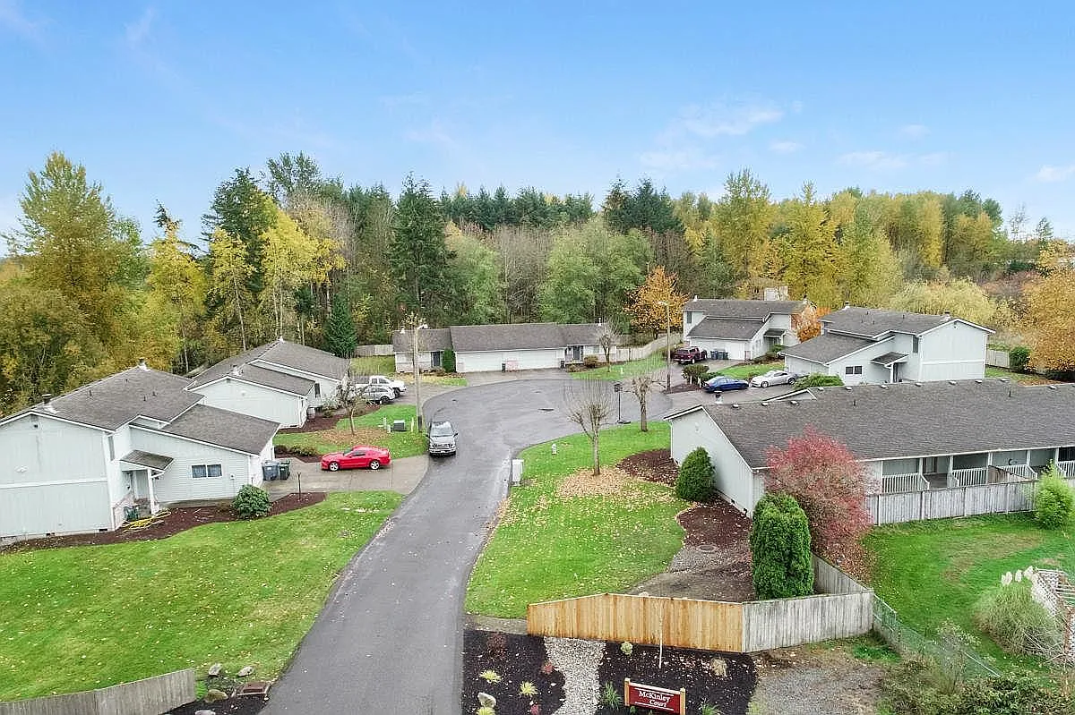 McKinley Court — Photo 1