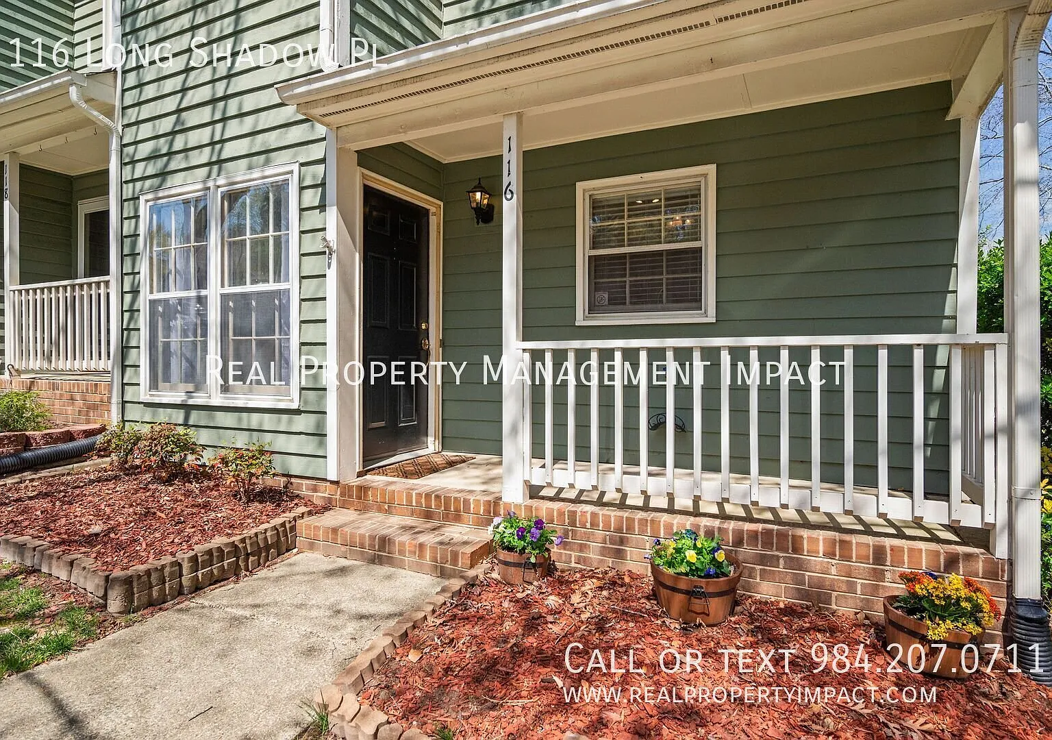 2 Bed, 2.5 Bath End-Unit Townhome in Woodcroft — Photo 4