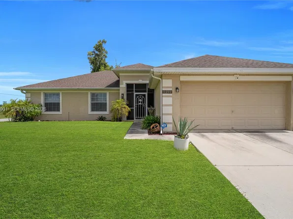 1211 NW 27th Pl, Cape Coral, FL 33993