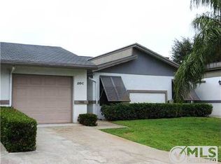 20 Ridgepointe Dr #C, Boynton Beach, FL 33435