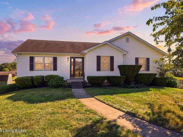 1039 Indian Trl, Lawrenceburg, KY 40342