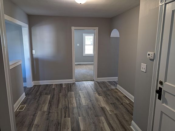 5th image of 1016 N Pierce Ave