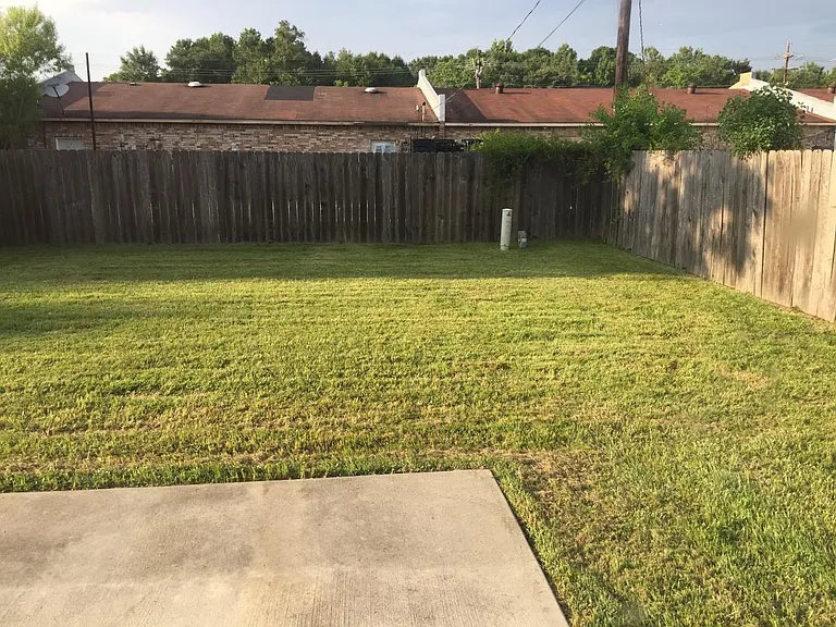 802 Huntwyck Cir — Photo 22