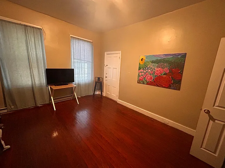 64 S Charlotte St #1 — Photo 31