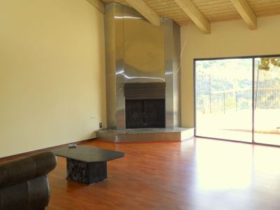 2260 Apollo Dr, Los Angeles, CA, 90046