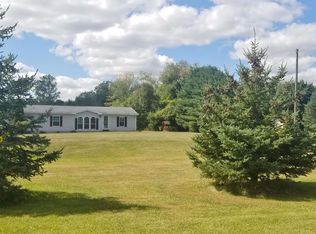 8129 Jordan Rd, Yale, MI 48097