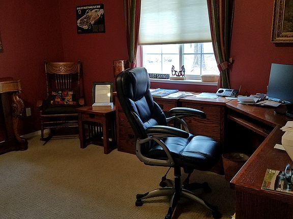 Office or 4th bedroom