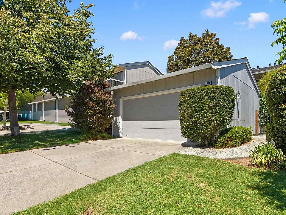 1st image of 1085 Camino Verde Cir
