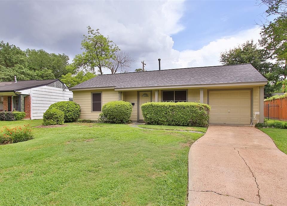 1st image of 1591 Hewitt Dr