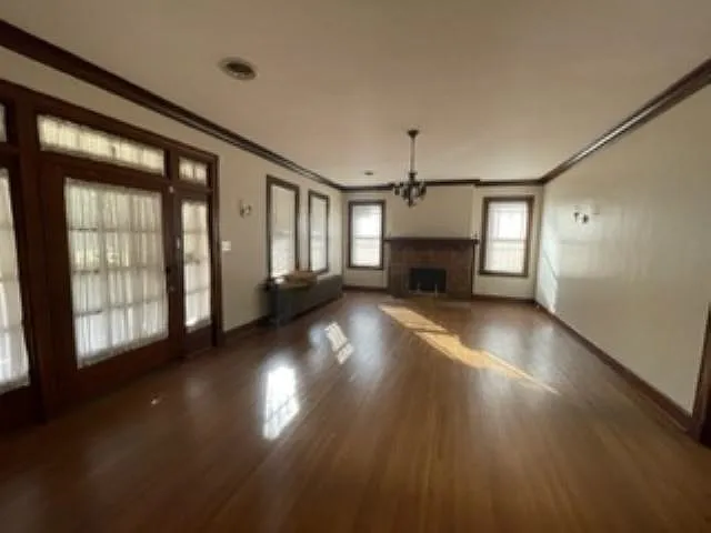1676 S Parkway E — Photo 17