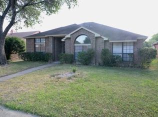 528 James Edwards Dr, Mesquite, TX 75149