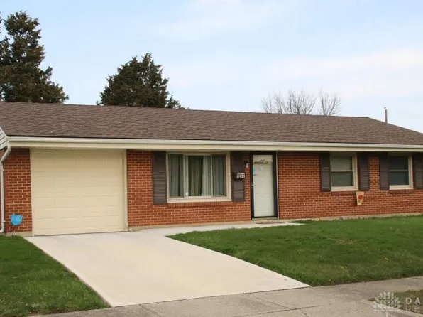 1134 Salem Ln, Xenia, OH 45385