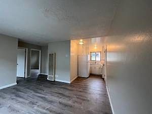 4th image of 262 Hawthorne St #11408500