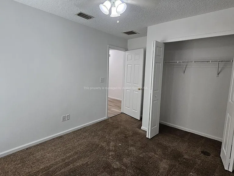 9453 Thorn Glen Rd — Photo 21