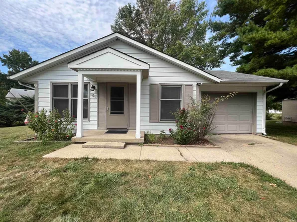 1598 Mason Dixon Dr E, West Lafayette, IN 47906