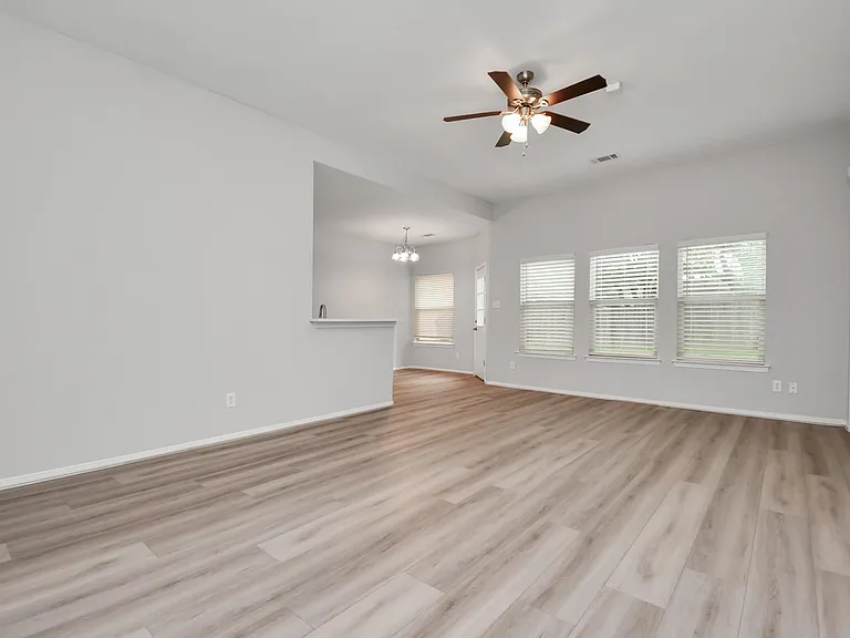 24118 Wild Horse Ln — Photo 13
