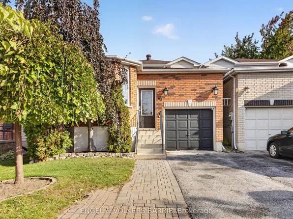 40 Willow Dr, Barrie, ON L4N 8T2