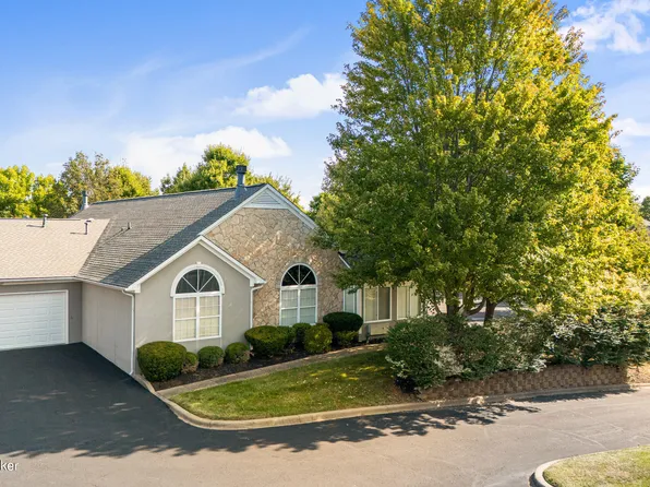 14221 Troon Dr, Louisville, KY 40245