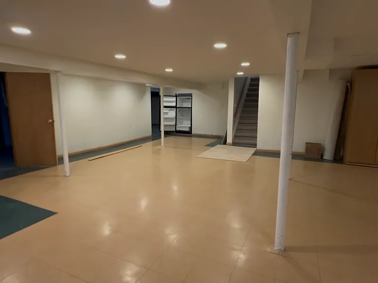 2387 Sanders Pl — Photo 14