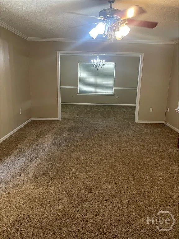 4 bed, 2.5 bath, 2112 sqft, $2,200 — Photo 3