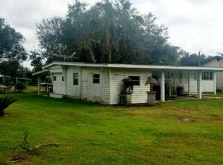 2051 Shadow Dr, Geneva, FL 32732