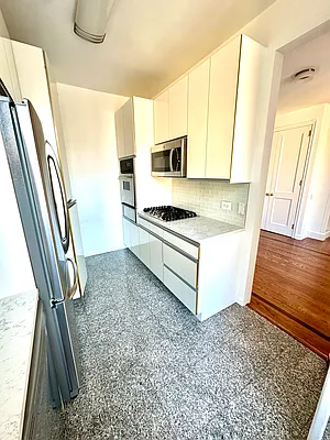 Rented by Dallien Realty Limited Liability Company | media 22