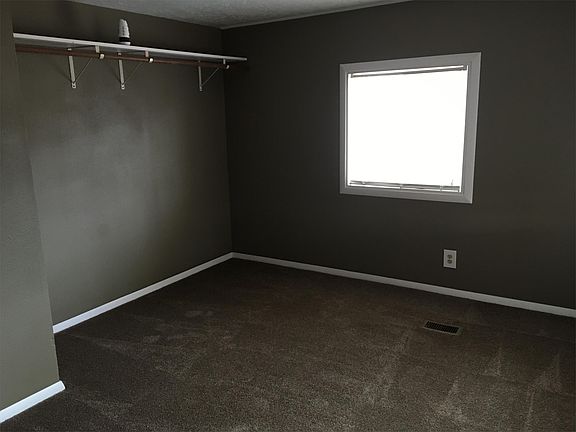 4th image of 321 Idaho St Trailer 11