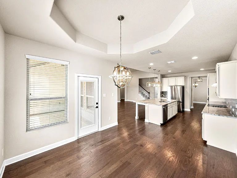 2068 Tejas Pecan — Photo 15