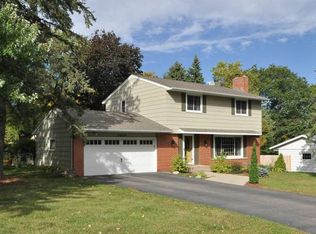 4254 Duke Dr, Minnetonka, MN 55345