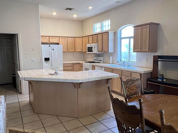 3rd image of 2963 Camino Encanto