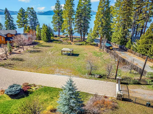 3728 Lake Almanor Dr, Lake Almanor, CA 96137