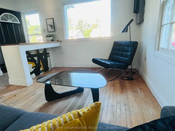459 Nelson St, Kingston, ON K7K 4N4