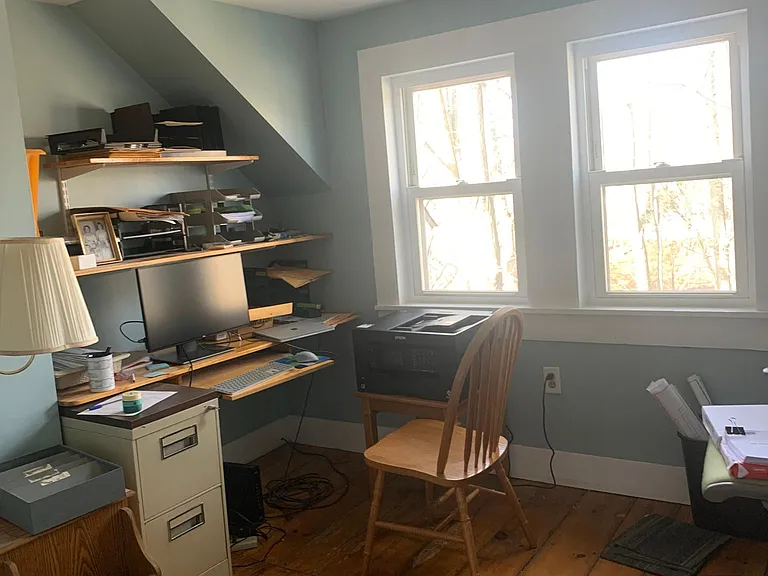 8 Floral Ave — Photo 12