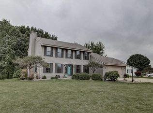 N103W16421 Founders Ln, Germantown, WI 53022